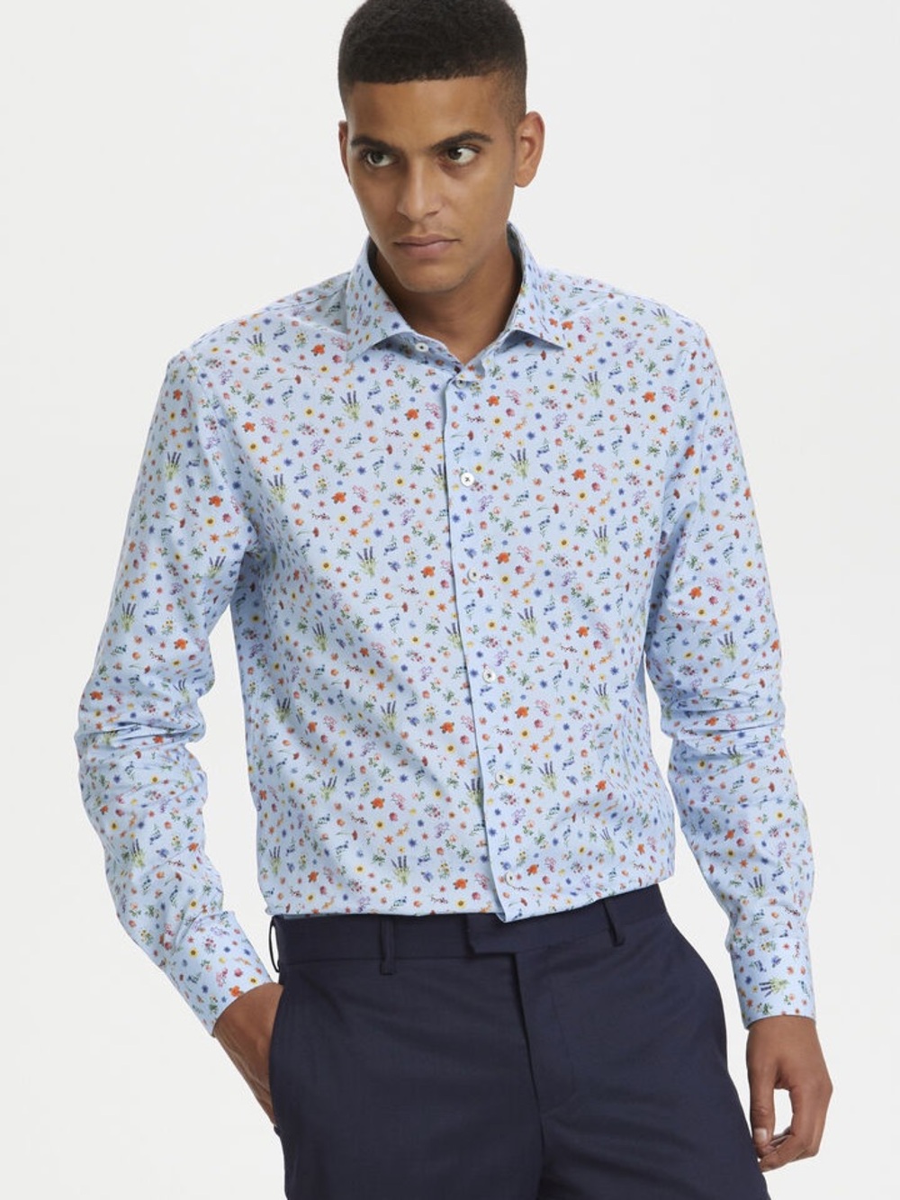 Men's Light Blue Floral Matinique Button-Up Shirt